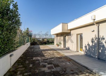 Terrazza - Villa Strada Milane
 
2/D, Medesano - foto 25