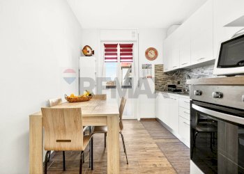 Cucina - Trilocale via Arnate
 
4, Busto Arsizio - foto 2