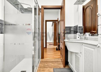 Bagno - Trilocale via Arnate
 
4, Busto Arsizio - foto 4