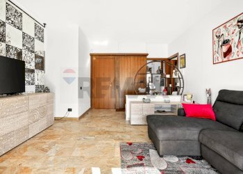 Soggiorno - Trilocale via Arnate
 
4, Busto Arsizio - foto 6