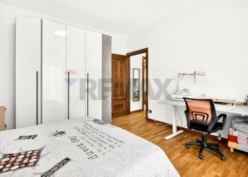 Camera / camera da letto - Trilocale via Arnate
 
4, Busto Arsizio - foto 12