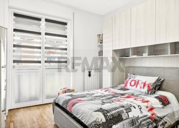 Camera / camera da letto - Trilocale via Arnate
 
4, Busto Arsizio - foto 14