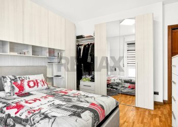 Camera / camera da letto - Trilocale via Arnate
 
4, Busto Arsizio - foto 16