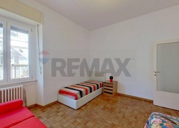 Camera / camera da letto - Quadrilocale VIA CARLO RAINOLDI
 
24, Varese - foto 16