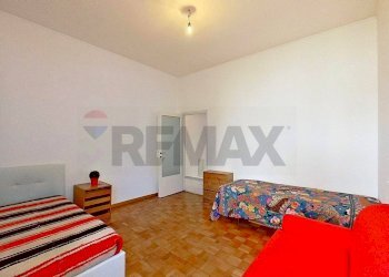 Camera / camera da letto - Quadrilocale VIA CARLO RAINOLDI
 
24, Varese - foto 17