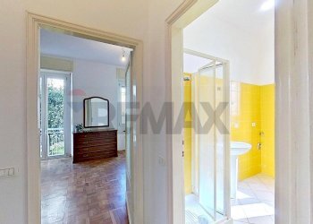 Hall / corridoio - Quadrilocale VIA CARLO RAINOLDI
 
24, Varese - foto 30