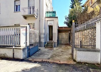 Edificio all\'aperto - Quadrilocale VIA CARLO RAINOLDI
 
24, Varese - foto 36