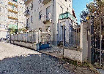 Edificio all\'aperto - Quadrilocale VIA CARLO RAINOLDI
 
24, Varese - foto 37