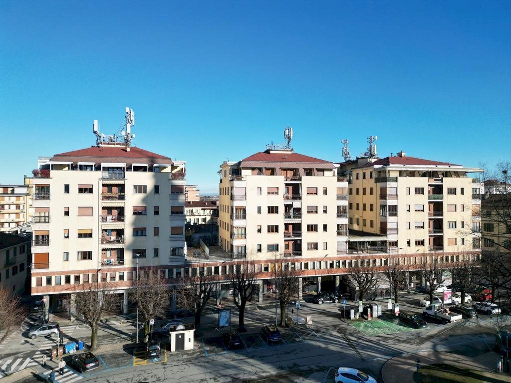 Office Piazza Garibaldi, Saluzzo - photo 1