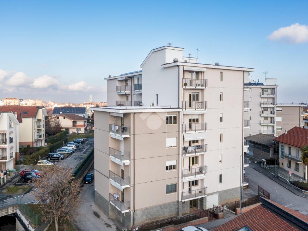 Three-room apartment Via Francesco Costa, Saluzzo - photo 1