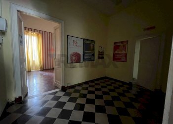 Stanza vuota - Trilocale Viale Margherita
 
51, Napoli - foto 4