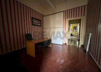 Hall / corridoio - Trilocale Viale Margherita
 
51, Napoli - foto 11