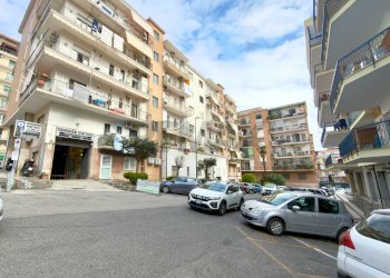Edificio all\'aperto - Appartamento Viale Degli Astronauti
 
16, Napoli - foto 2