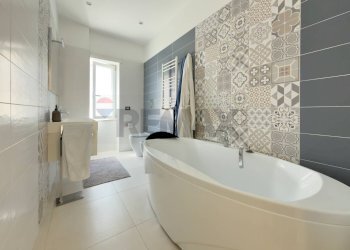 Bagno - Appartamento Viale Degli Astronauti
 
16, Napoli - foto 25