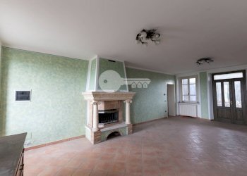 Foto 2 - Trilocale Cascina Cucchetta
 
8, Leno - foto 2