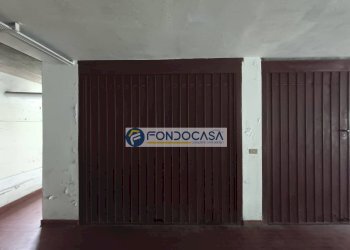 esterno - Box via pisa, Massa - foto 1