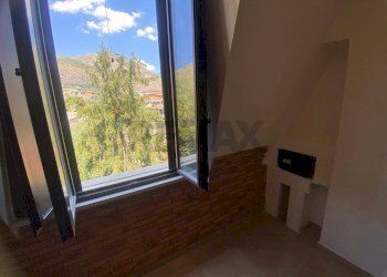 Stanza vuota - Attico Formia - foto 13