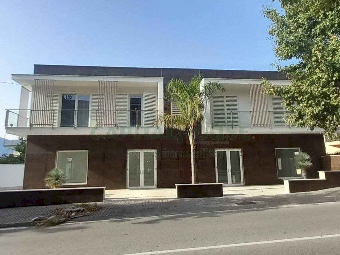 Foto 3 - Locale Commerciale via nazionale delle puglie, Baiano - foto 3