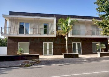 Foto 2 - Locale Commerciale via nazionale delle puglie, Baiano - foto 2