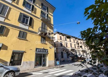 Foto 6 - Negozio Corso Giuseppe Mazzini
 
8, Novara - foto 6