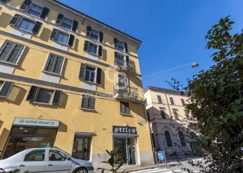 Foto 7 - Negozio Corso Giuseppe Mazzini
 
8, Novara - foto 7