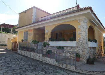 Casa all\'aperto - Villa vicinale scalaforno
 
snc, Ispica - foto 1