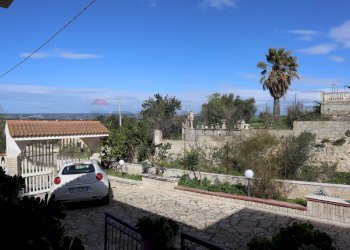 Edificio all\'aperto - Villa vicinale scalaforno
 
snc, Ispica - foto 12