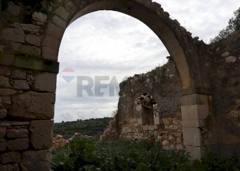 Edificio all\'aperto - Rustico C.da Galerme
 
snc, Ragusa - foto 16