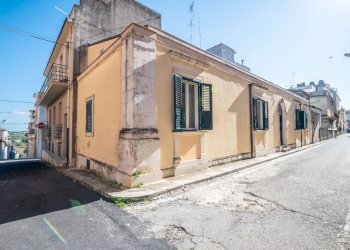 Casa all\'aperto - Independent house Via Mongibello
 
9, Rosolini - photo 3