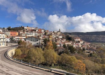 Edificio all\'aperto - Quadrilocale Via Monsignor Gasbarro
 
68, Castiglione Messer Marino - foto 10