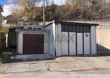 Casa all\'aperto - Quadrilocale Via Monsignor Gasbarro
 
68, Castiglione Messer Marino - foto 11