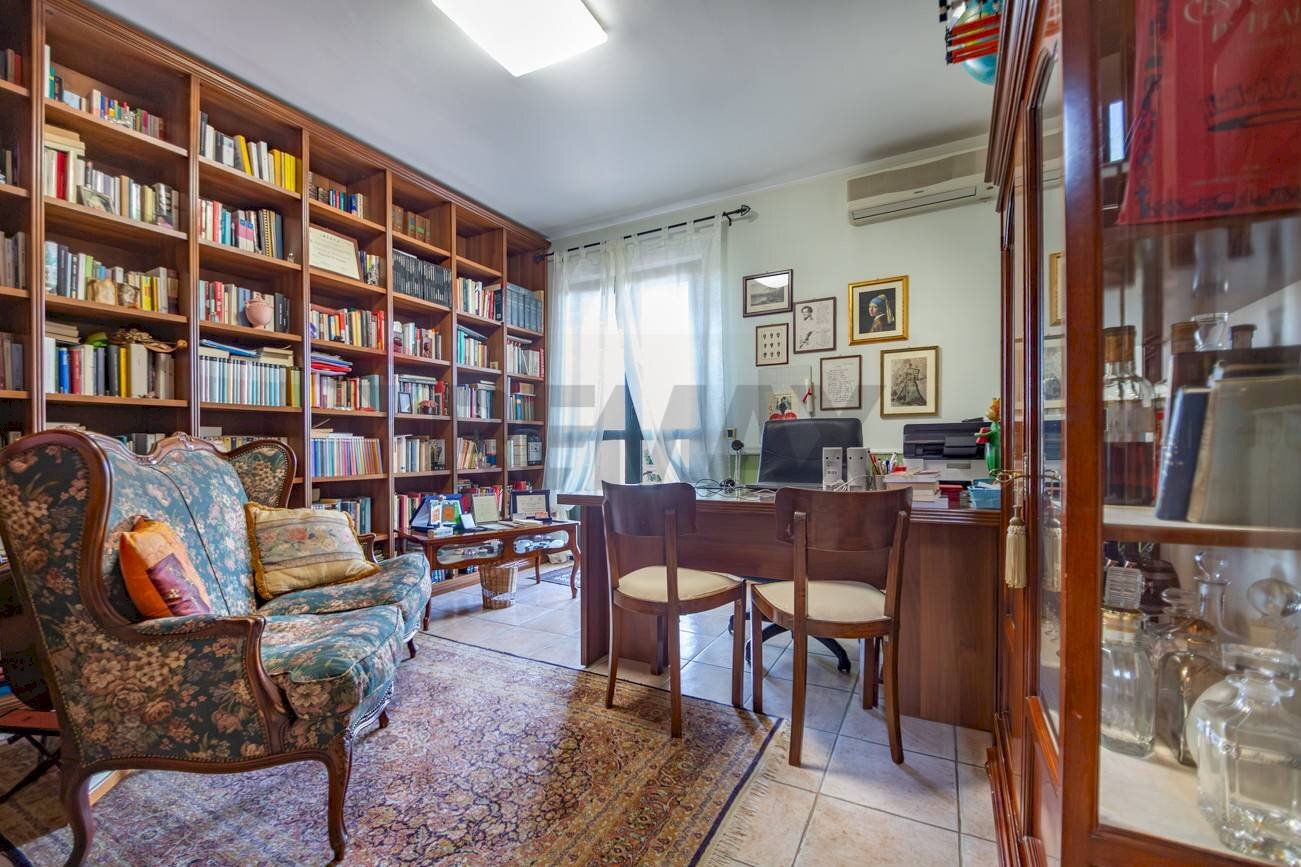 Sala da pranzo - Villa via San Nicolai
 
16, Giulianova - photo 3