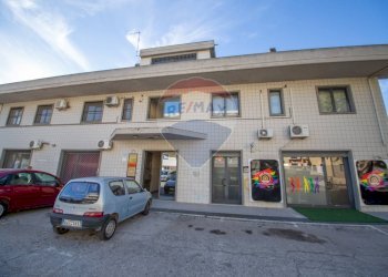 Edificio all\'aperto - Quadrilocale via Pescara
 
205, Chieti - foto 17