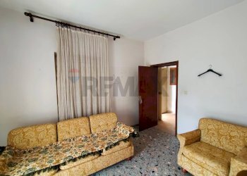 Soggiorno - Semi-detached house Scafa - photo 2