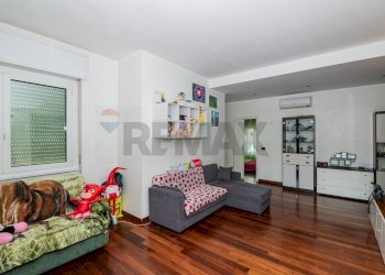 Soggiorno - Two-room apartment Sesto San Giovanni - photo 3