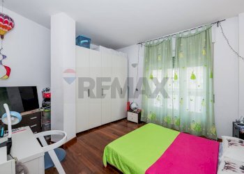 Camera / camera da letto - Two-room apartment Sesto San Giovanni - photo 11