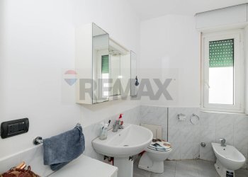 Bagno - Two-room apartment Sesto San Giovanni - photo 16