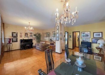 Sala da pranzo - Villa a Schiera Via Alba Guli'
 
8, Palermo - foto 10