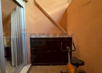 Hall / corridoio - Villa a Schiera Via Alba Guli'
 
8, Palermo - foto 34