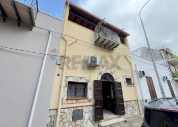 Edificio all\'aperto - Independent house Via Giacomo Matteotti
 
43, Terrasini - photo 1