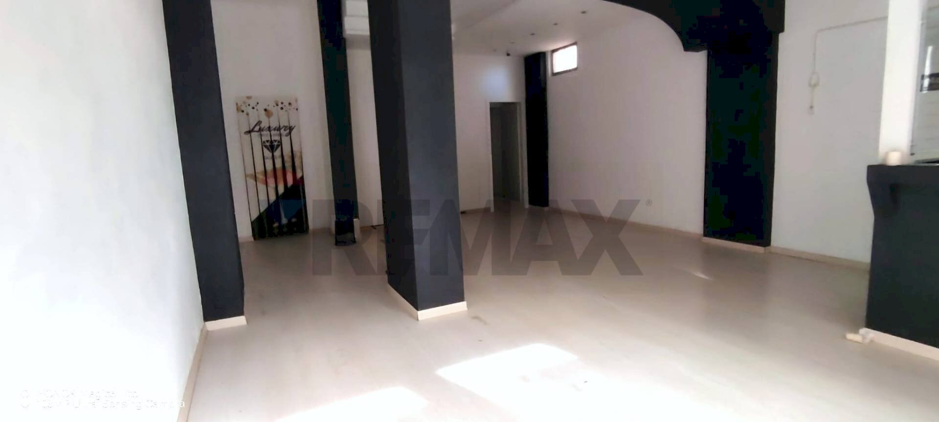 Hall / corridoio - Locale Commerciale via palmiro togliatti
 
86, Termini Imerese - foto 2