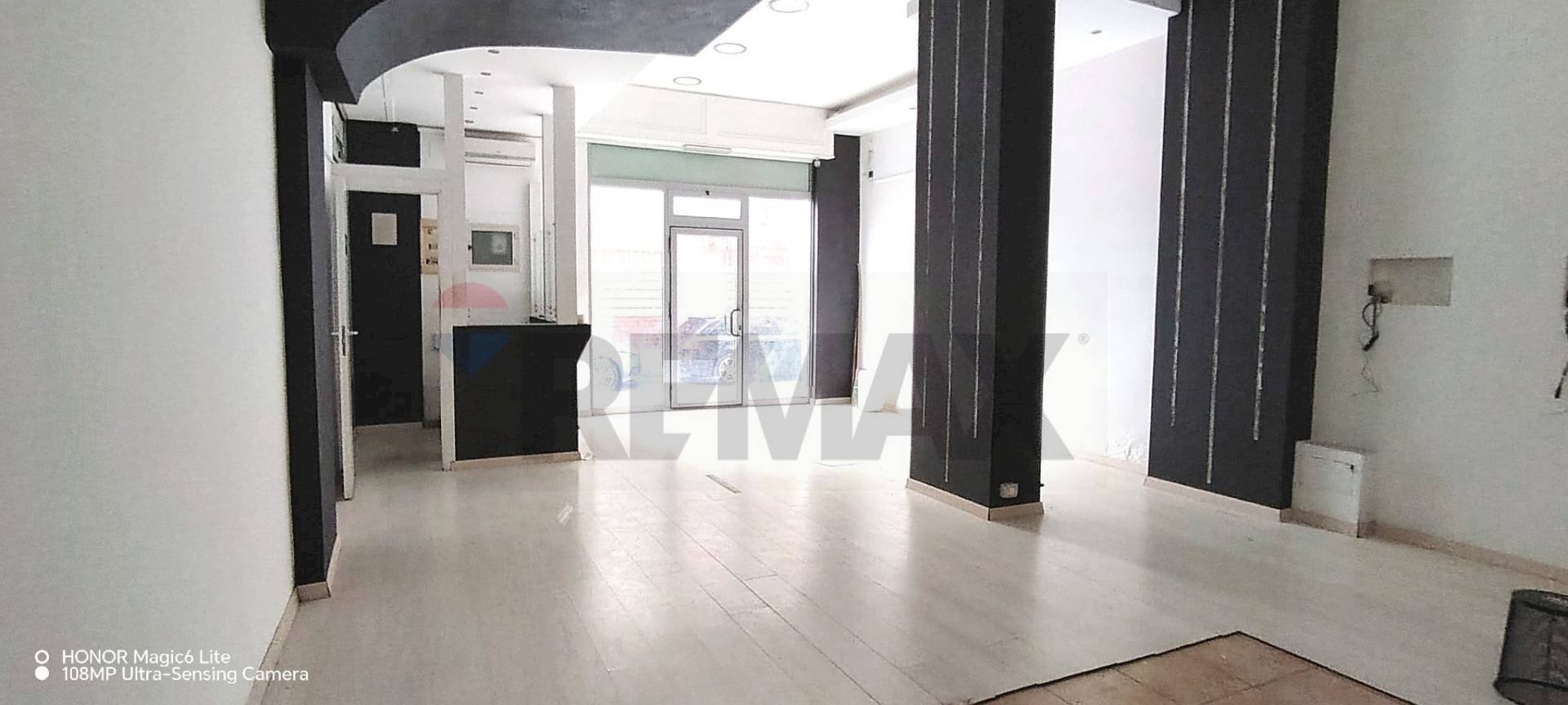 Stanza vuota - Locale Commerciale via palmiro togliatti
 
86, Termini Imerese - foto 3