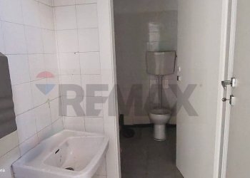 Bagno - Locale Commerciale via palmiro togliatti
86, Termini Imerese - foto 4