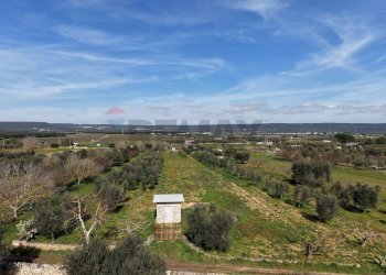Edificio all\'aperto - Agricultural land Strada Vicinale Vigne Vecchie, Crispiano - photo 1