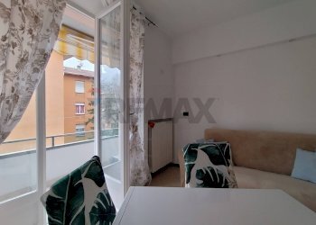 Sala da pranzo - Three-room apartment Via Aristo E Giuseppe Isola
 
38, Parma - photo 6