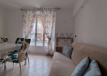 Sala da pranzo - Three-room apartment Via Aristo E Giuseppe Isola
 
38, Parma - photo 11