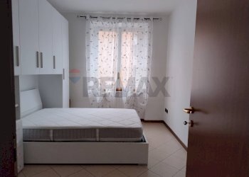 Camera / camera da letto - Three-room apartment Via Aristo E Giuseppe Isola
 
38, Parma - photo 15