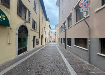Foto 4 - Three-room apartment via S.A. Merici
18, Desenzano del Garda - photo 4