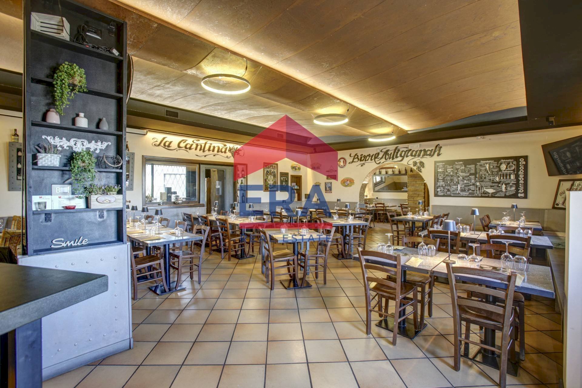 Foto 2 - Locale Commerciale Via di Campo Ascolano
 
3, Pomezia - foto 2