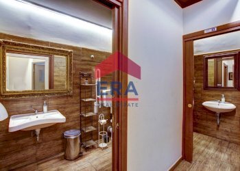 Foto 17 - Locale Commerciale Via di Campo Ascolano
 
3, Pomezia - foto 17